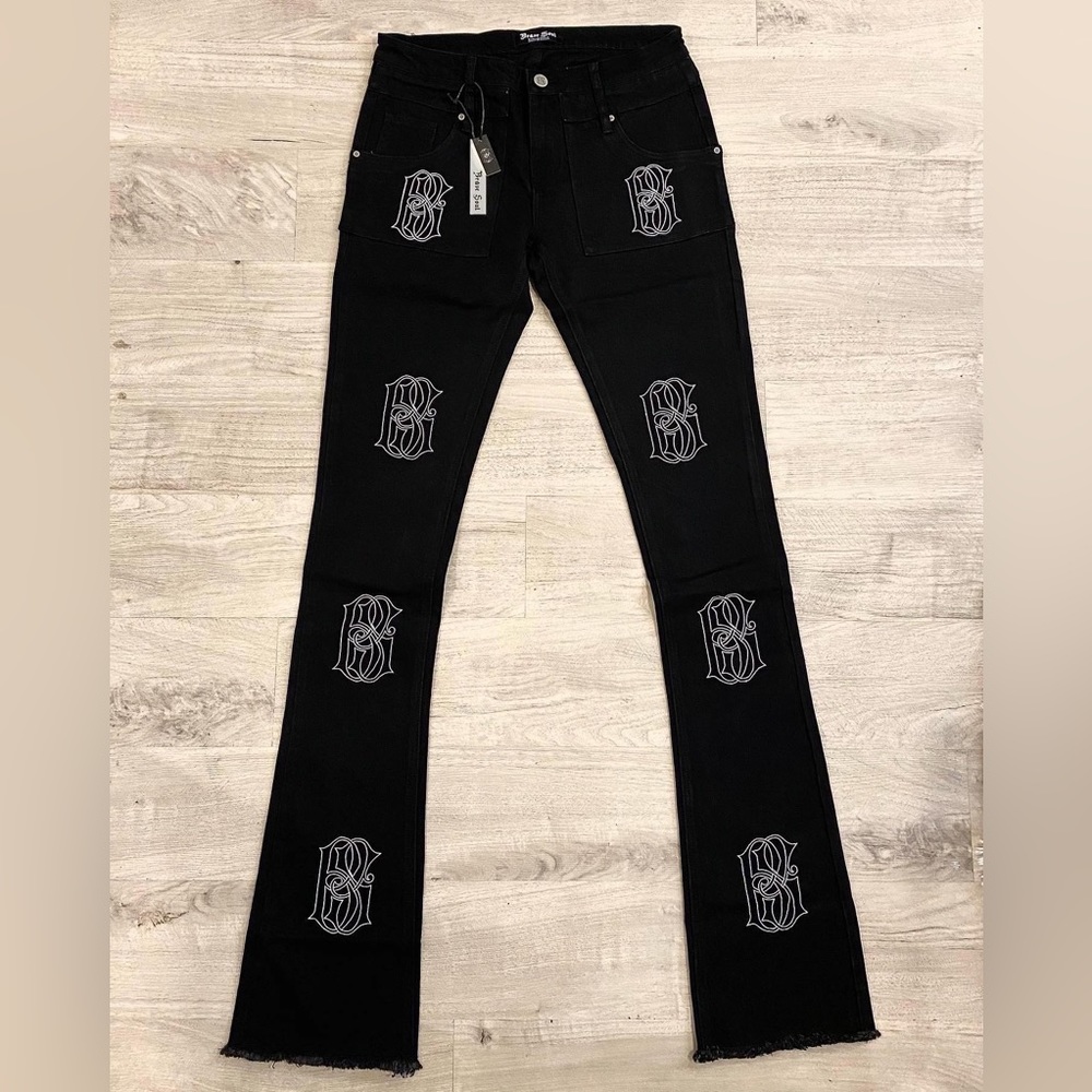 Brave Soul Embroidered Stacked Demin sizes 30-40 available